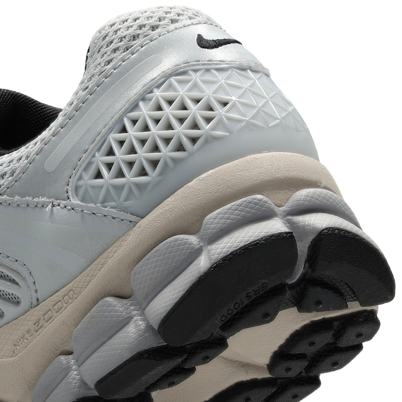 Nike Zoom Vomero 5