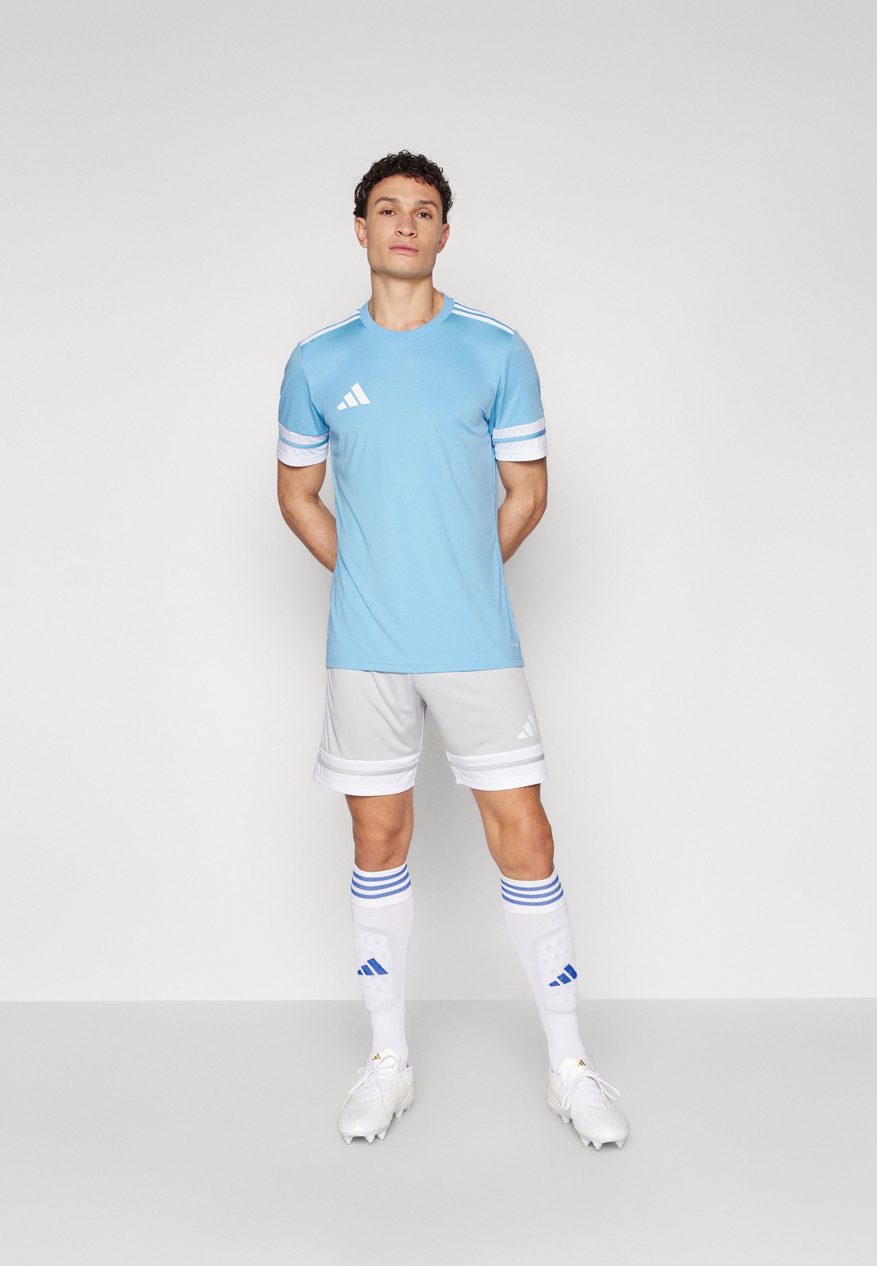 Maglia a maniche corte Adidas Performance SQUADRA25 - T-shirt sportiva - azzurro chiaro/bianco
