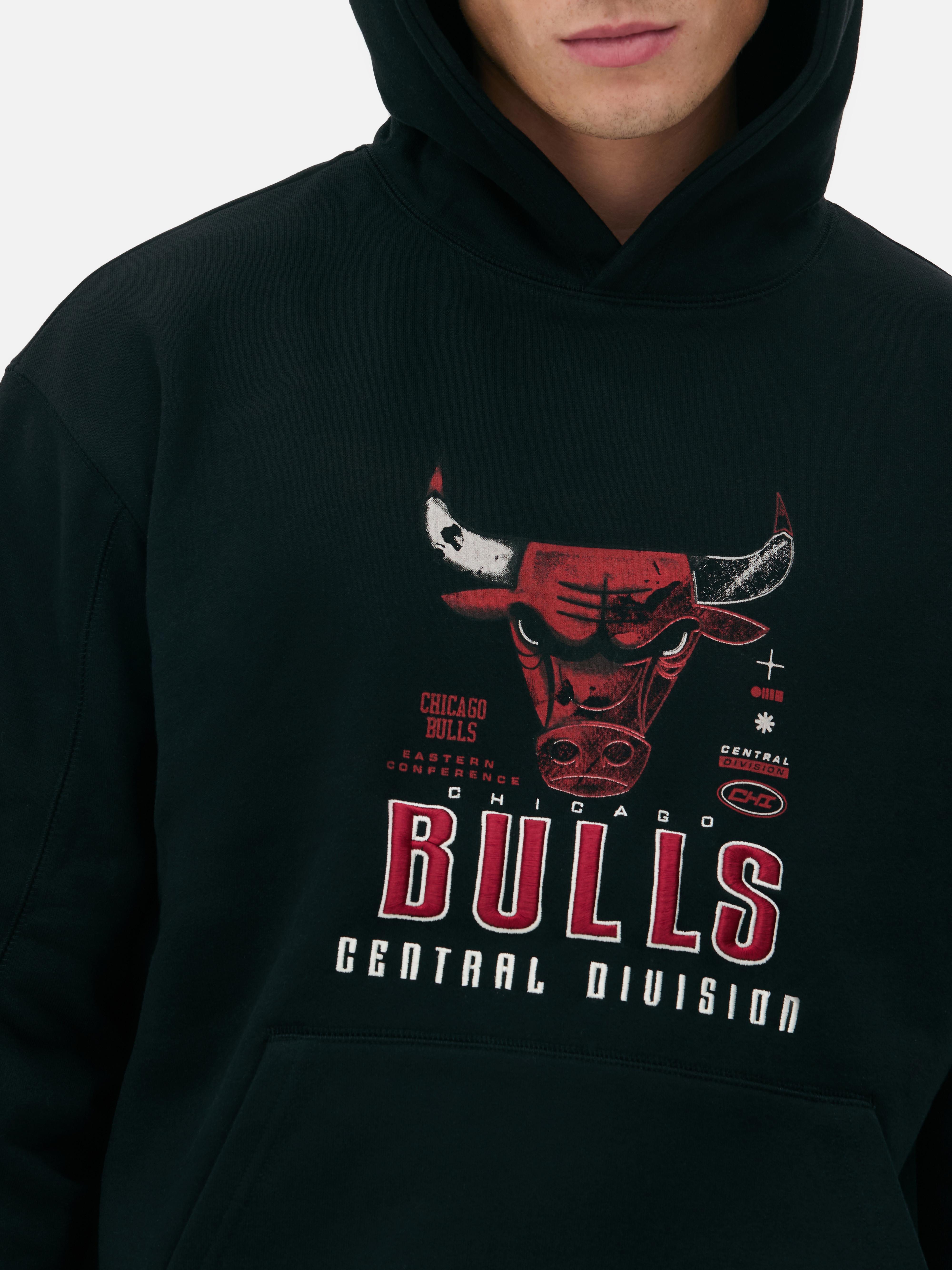 NBA Chicago Bulls kosárlabdacsapat mintás kapucnis pulóver - kopott mintás kapucnis pulóver kenguruzsebbel és bordázott mandzsettával