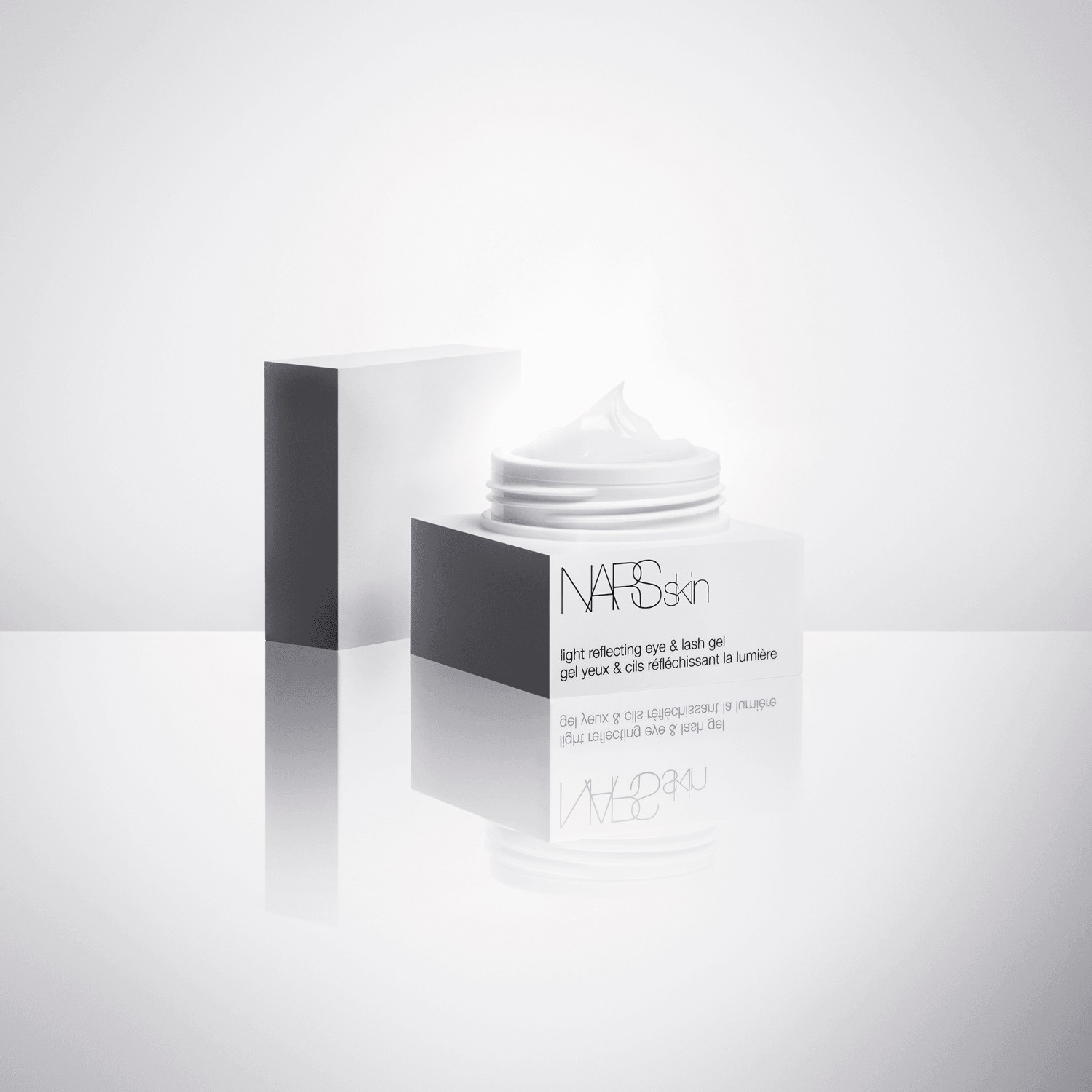 NARS Eyelash Care gel za oči i trepavice koji reflektira svjetlost - 15 ml