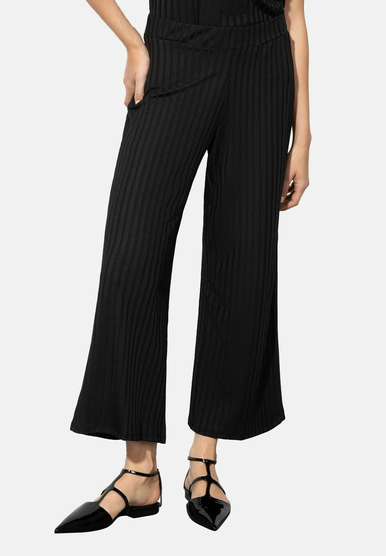 More & More Broek - zwart