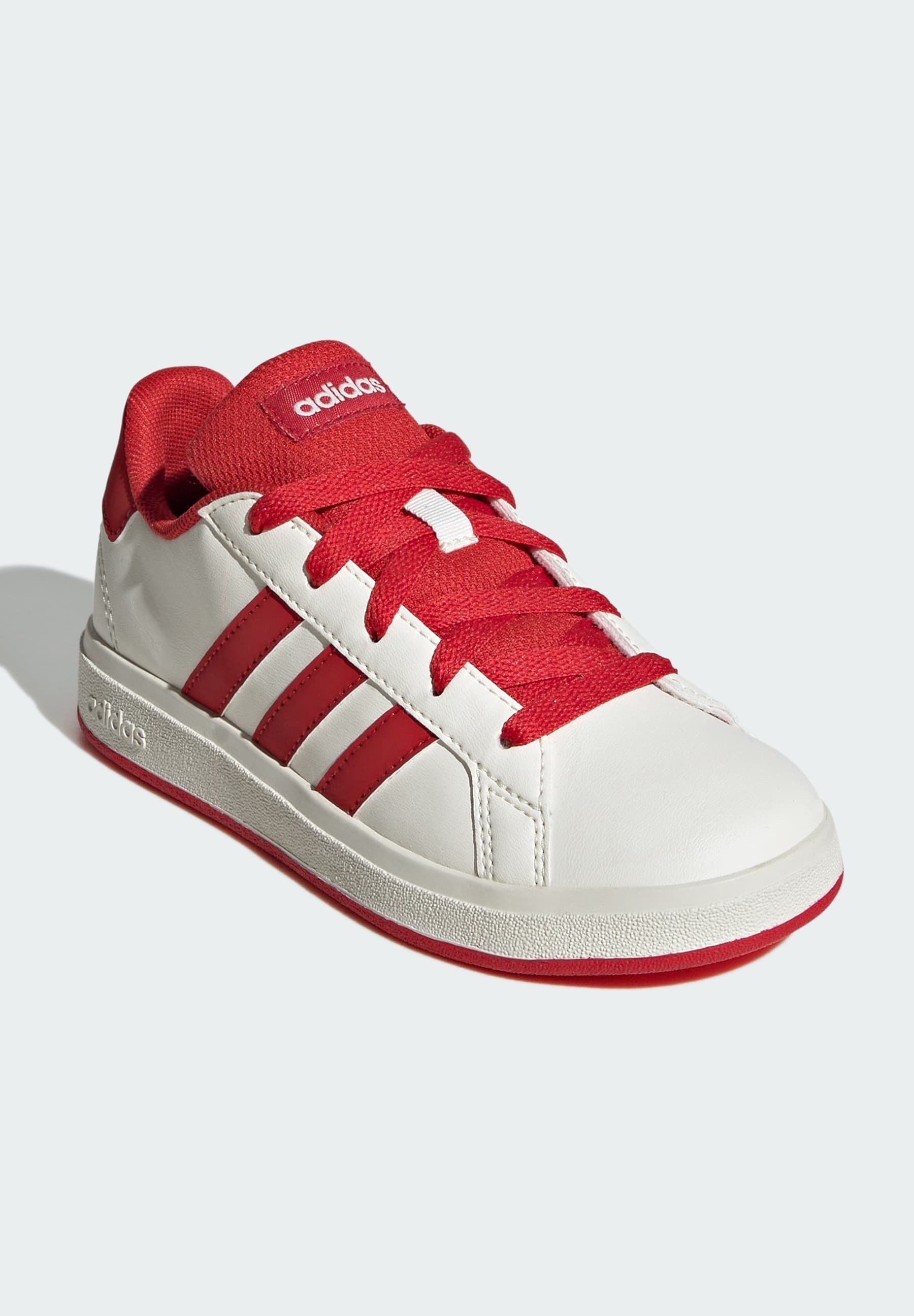 Buty dziecięce adidas Sportswear - ecru, czerwone, w kolorze czarnym
