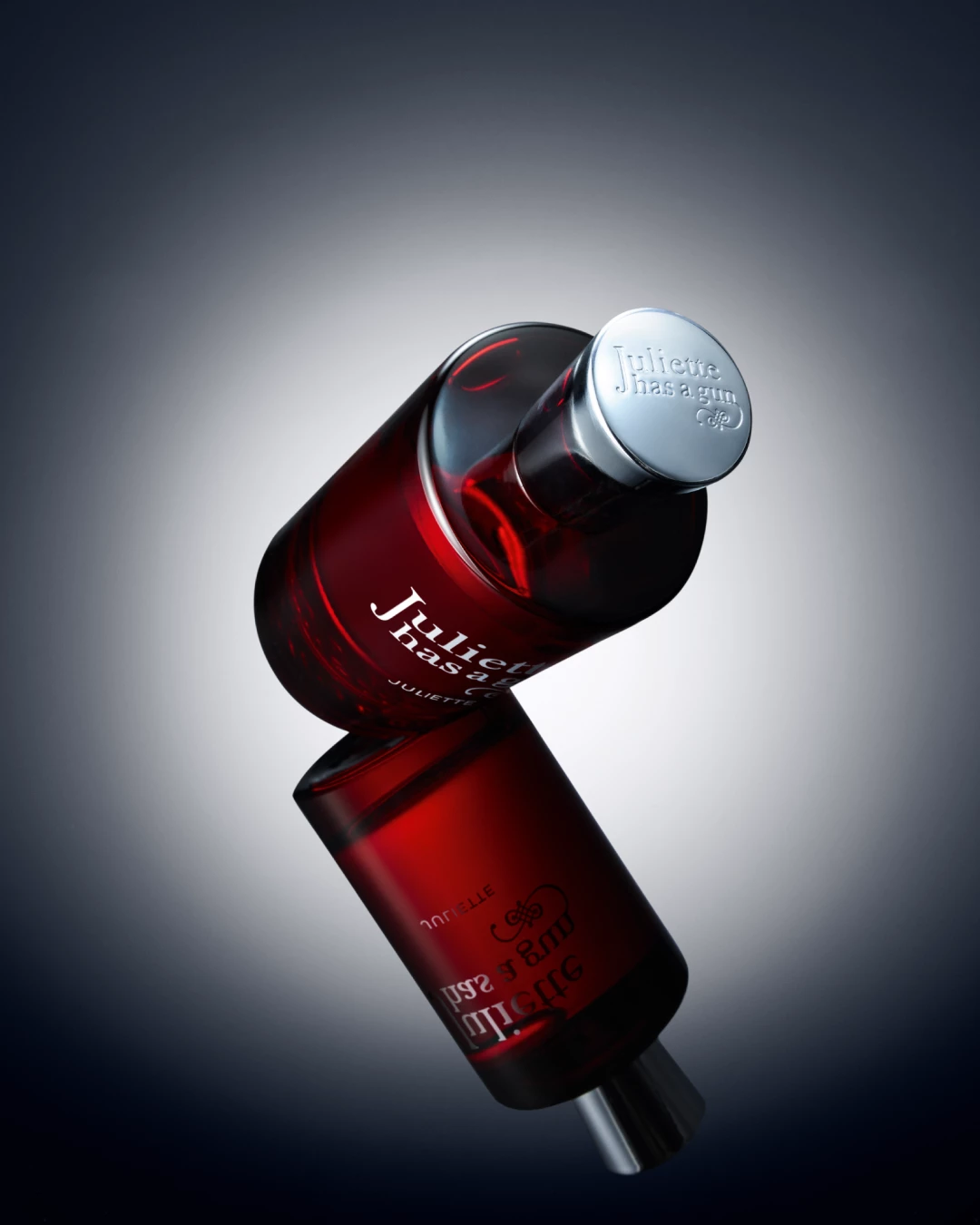 Juliette EdP 50 ml - Juliette ima pištolj