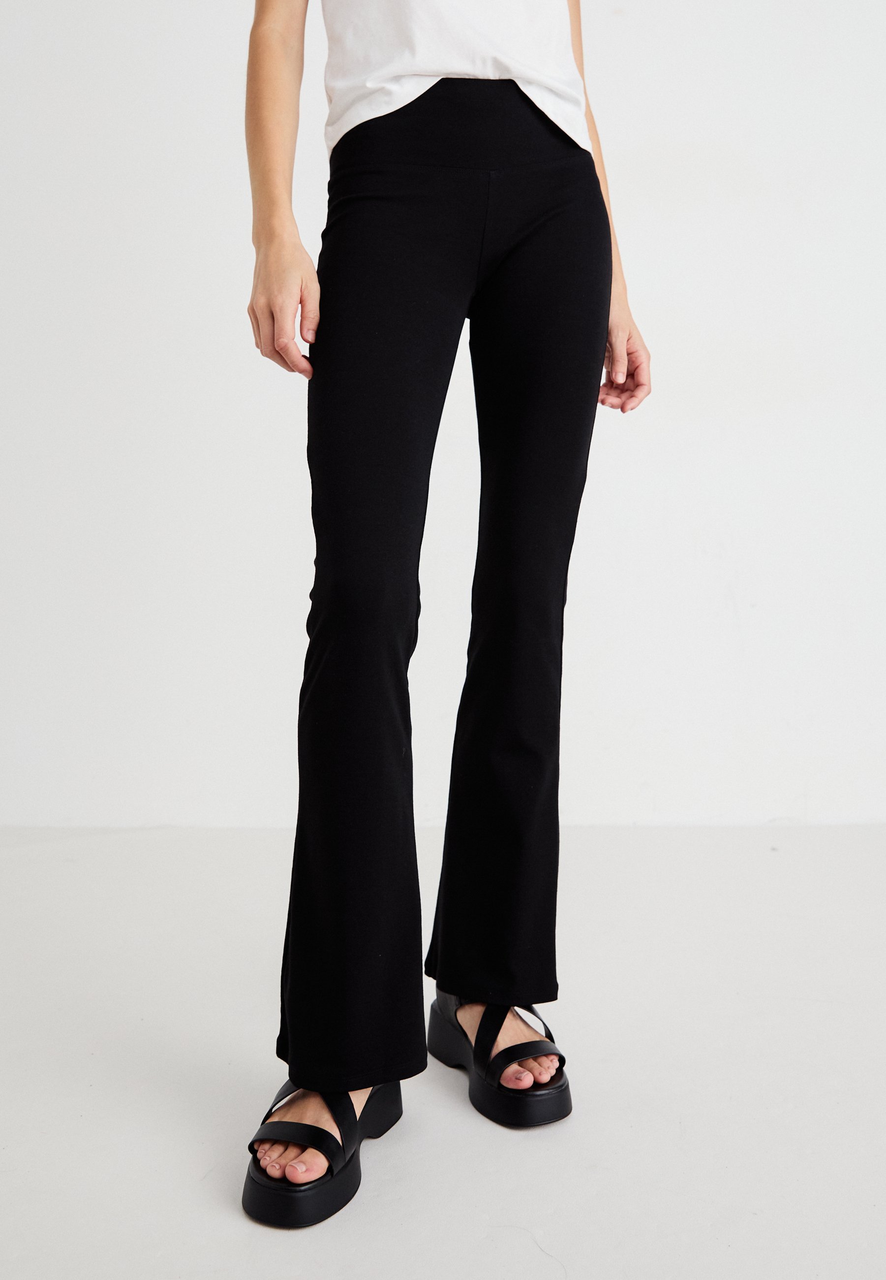 Gina Tricot SOFT TROUSERS - Broek - zwart