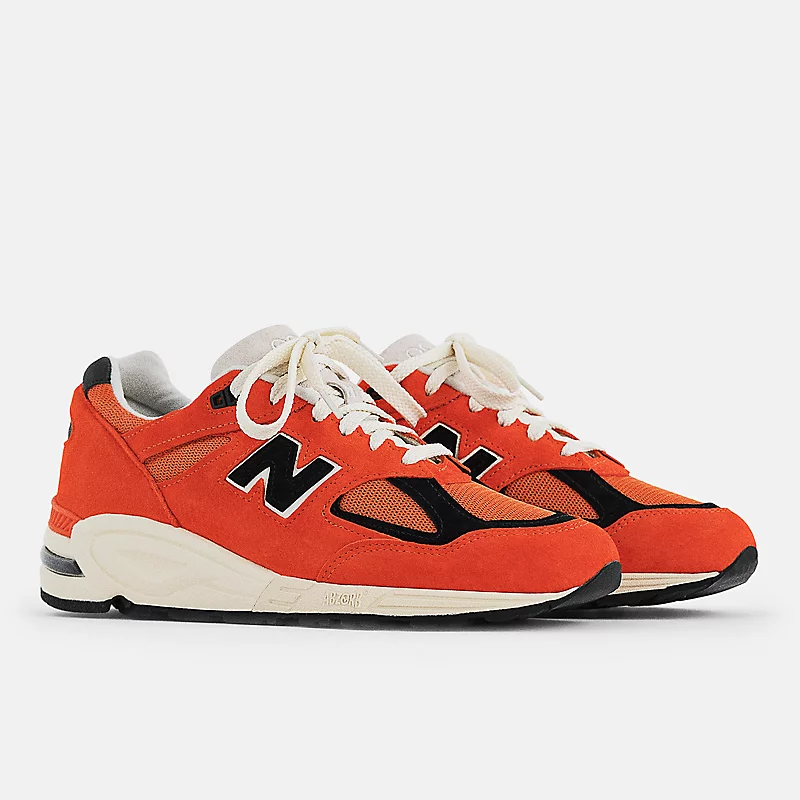 Męskie buty MADE in USA 990v2 - Marigold z czarnym
