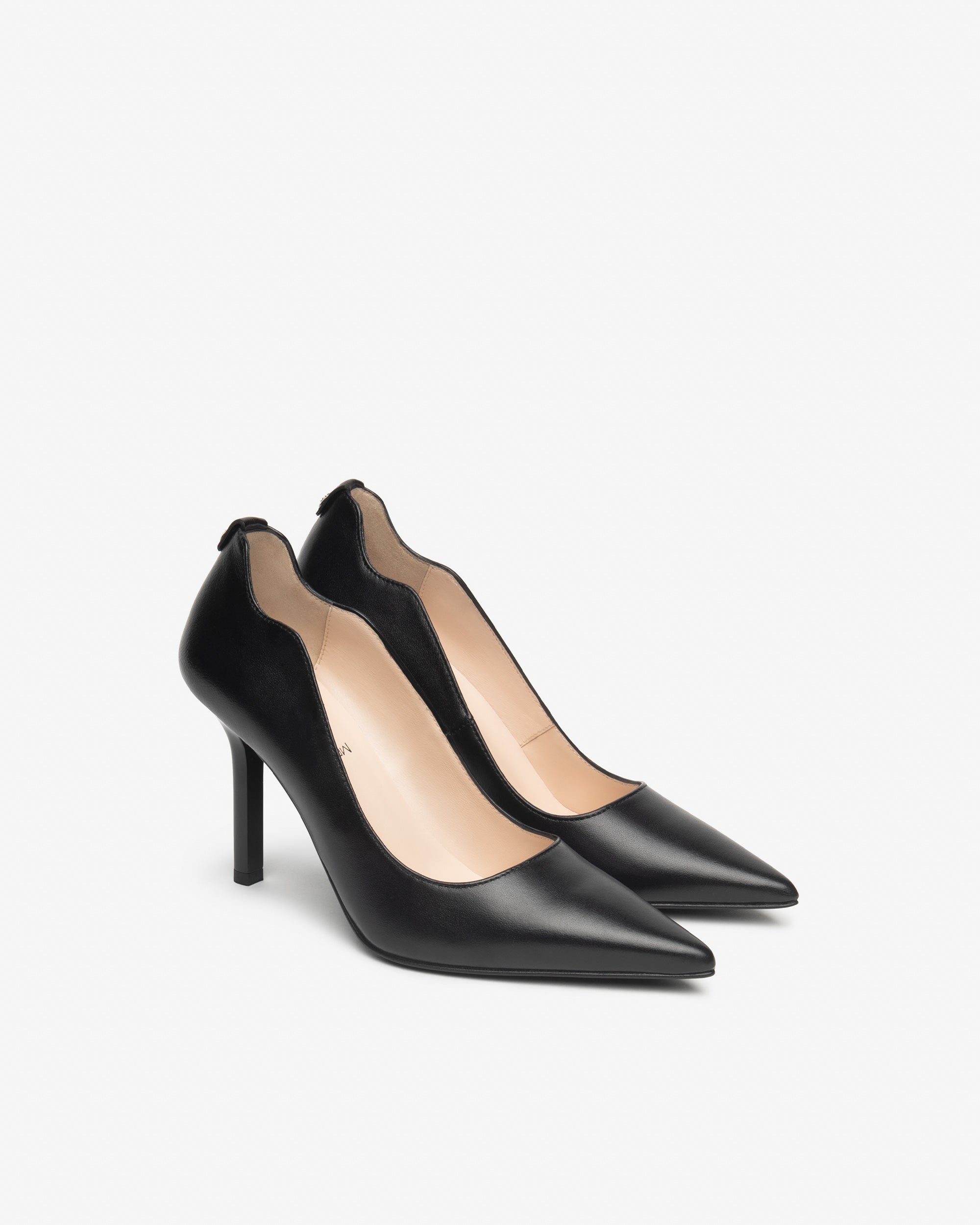 Damen-Pumps aus Leder