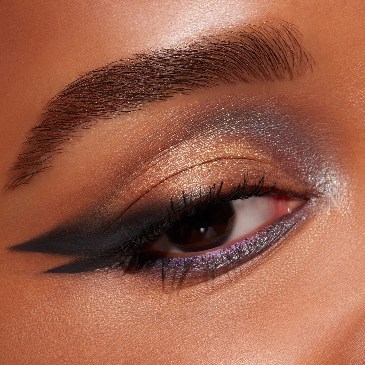 Paleta očných tieňov MAC Eyeshadow Connect In – 12,2 g