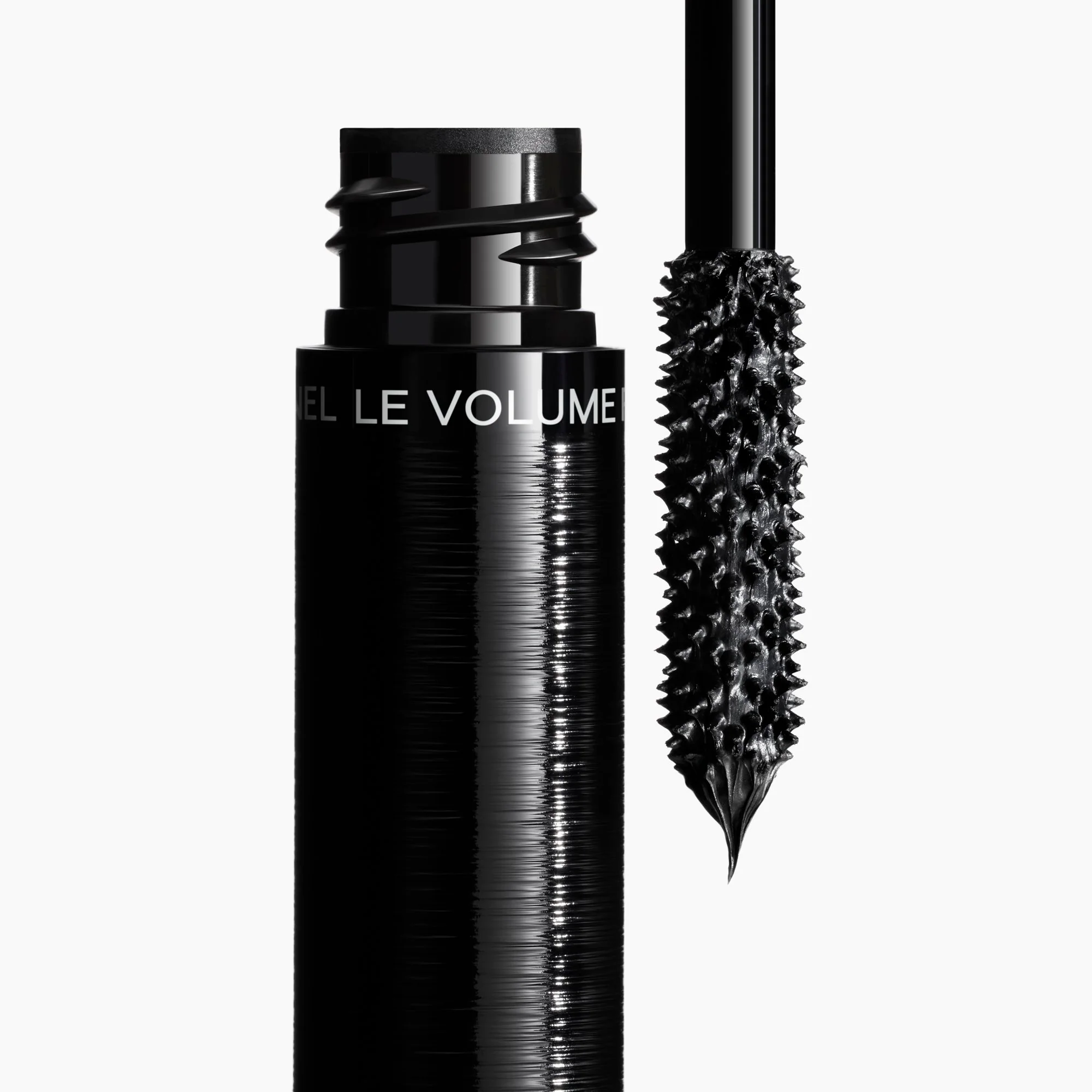 LE VOLUME RÉVOLUTION DE CHANEL - MASCARA VOLUME ESTREMO. APPLICATORE STAMPATO IN 3D