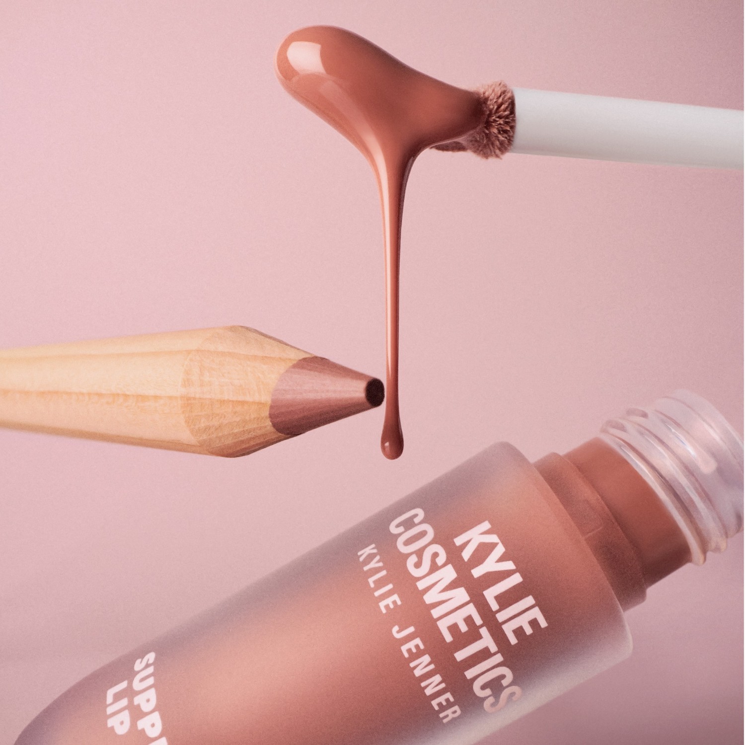 KYLIE COSMETICS lūpų blizgių rinkinys – 1 g