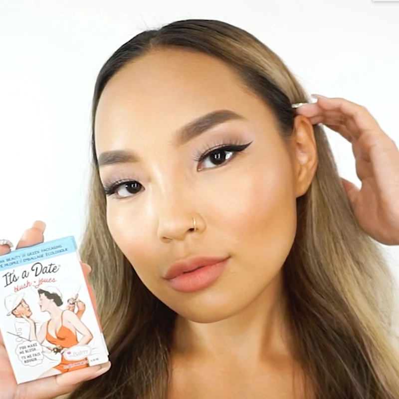 theBalm It's a Date® Blush en oogschaduw in één
