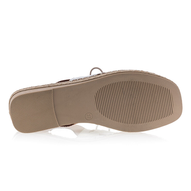 Sandali bianchi da donna / Scarpe aperte in punta