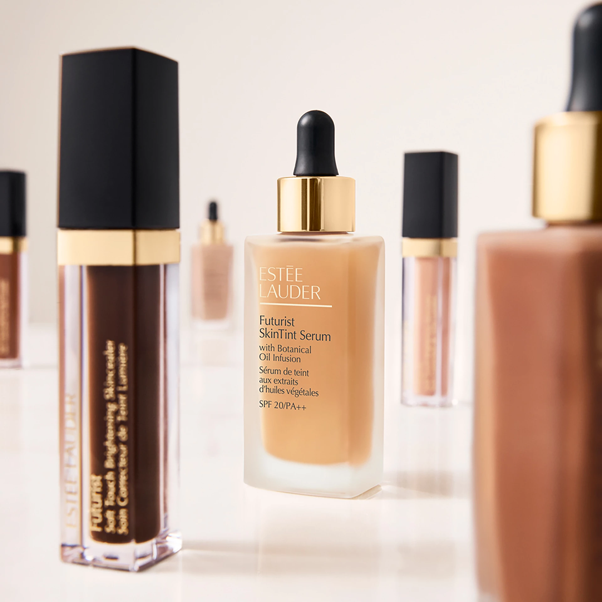 Fond de ten ser Futurist Skin Tint SPF20 2N1 Desert Beige - Estée Lauder