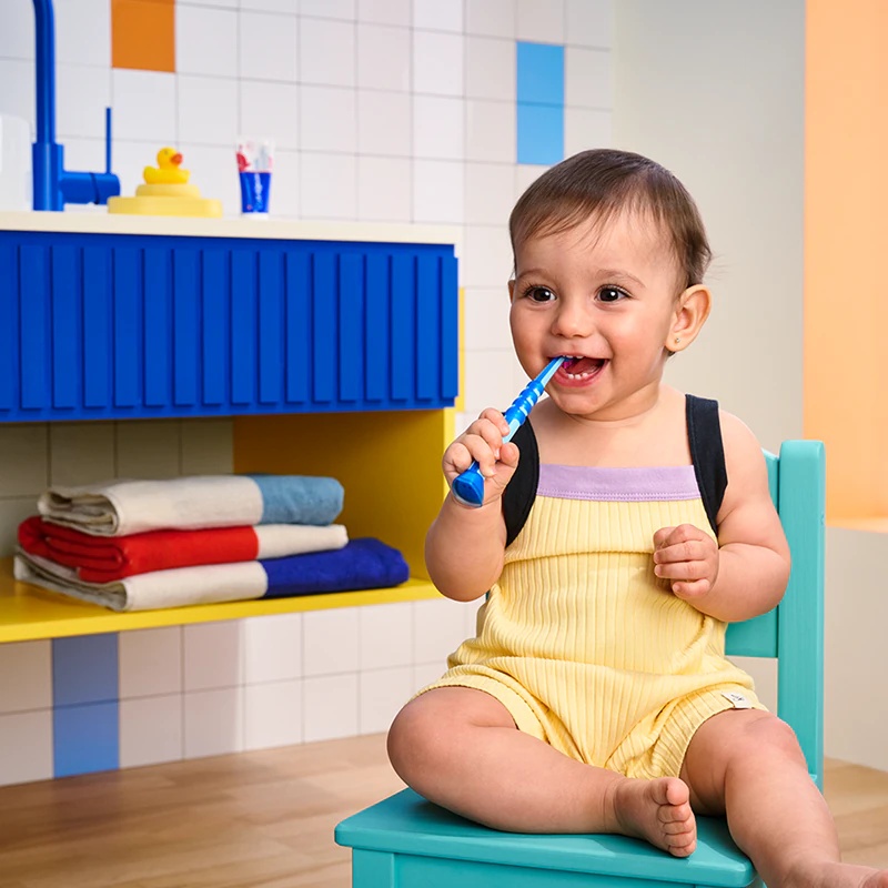 Curaprox Baby четкица за зубе за децу