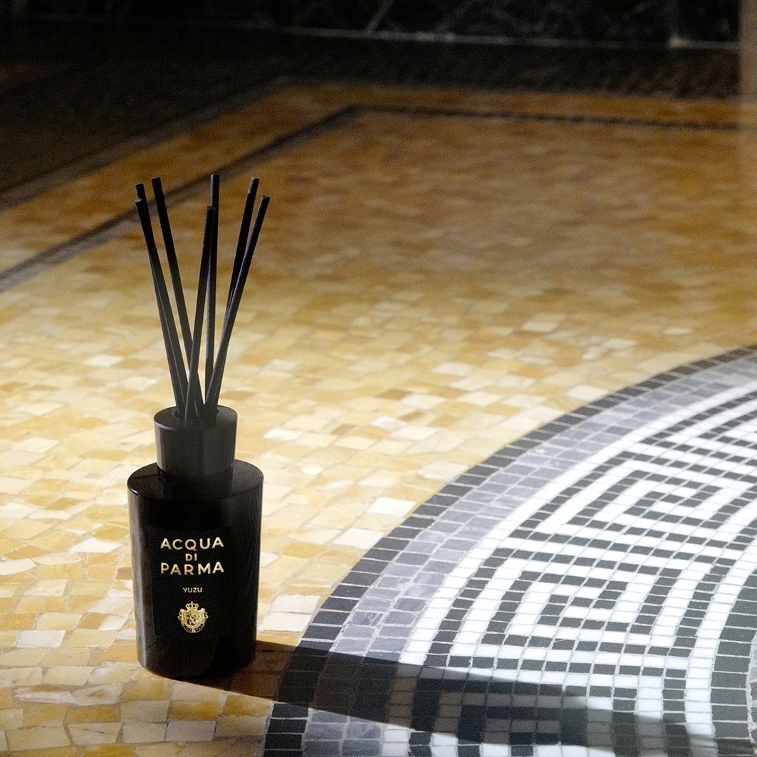Acqua di Parma mājas smaržas Signatures Of The Sun Yuzu difuzors - 180 ml