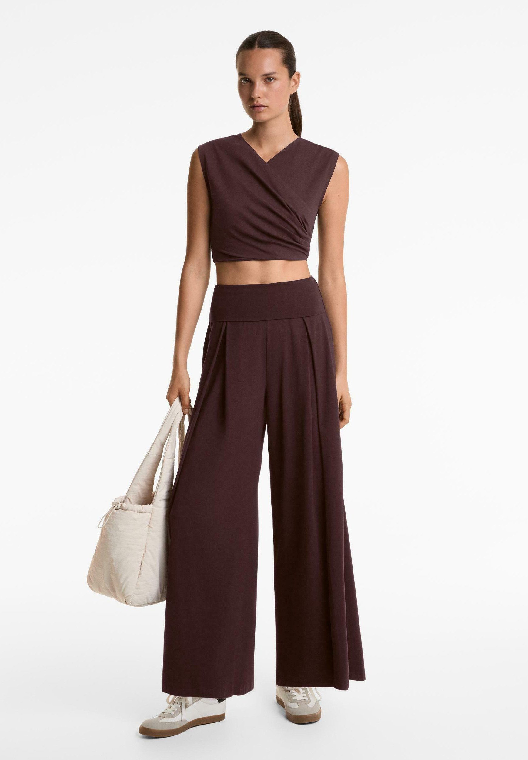 OYSHO CON RIPIEGATURA - Pantaloni - marrone