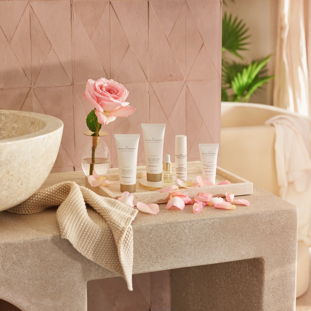 Rituals set za njegu lica „Ritual Namaste“ – probni set – 1 komad