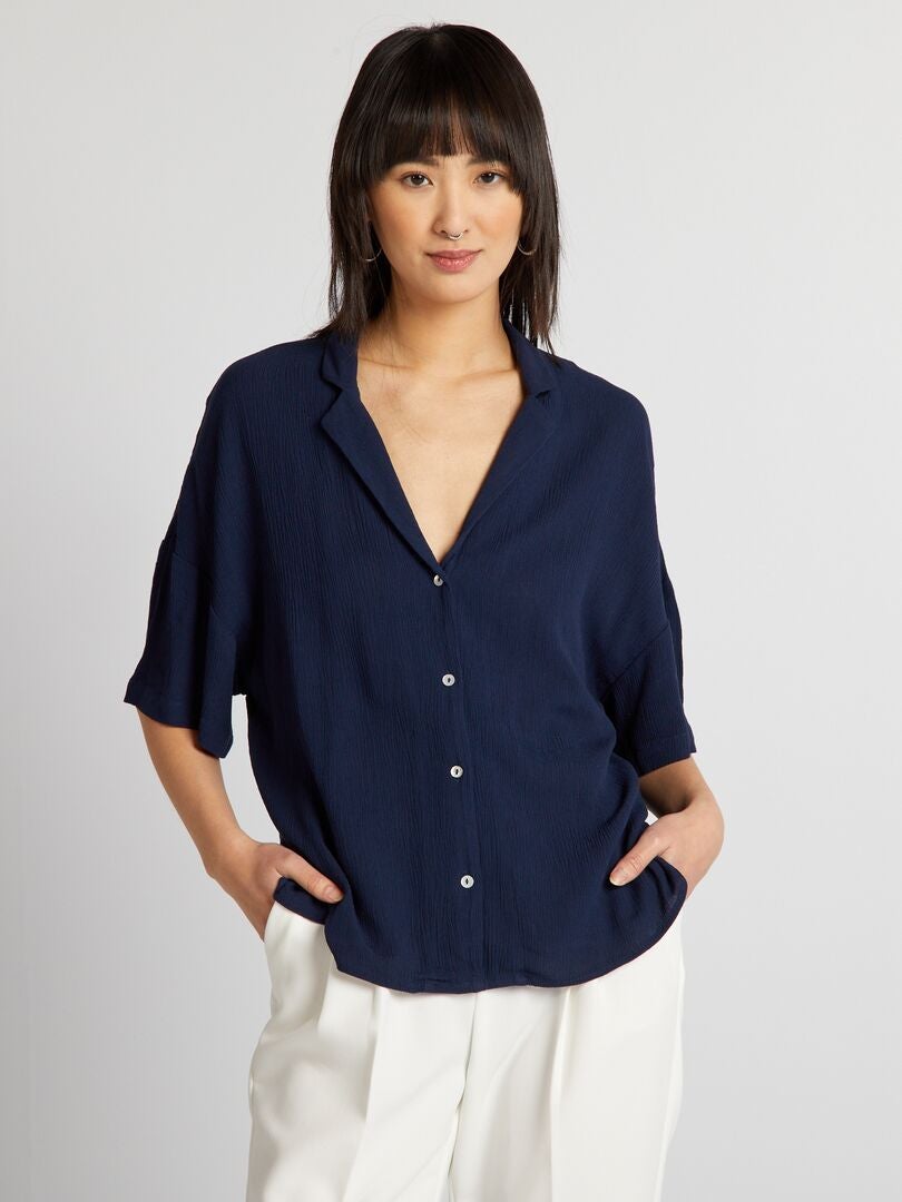 Blusa de crepé de manga corta - NEGRA