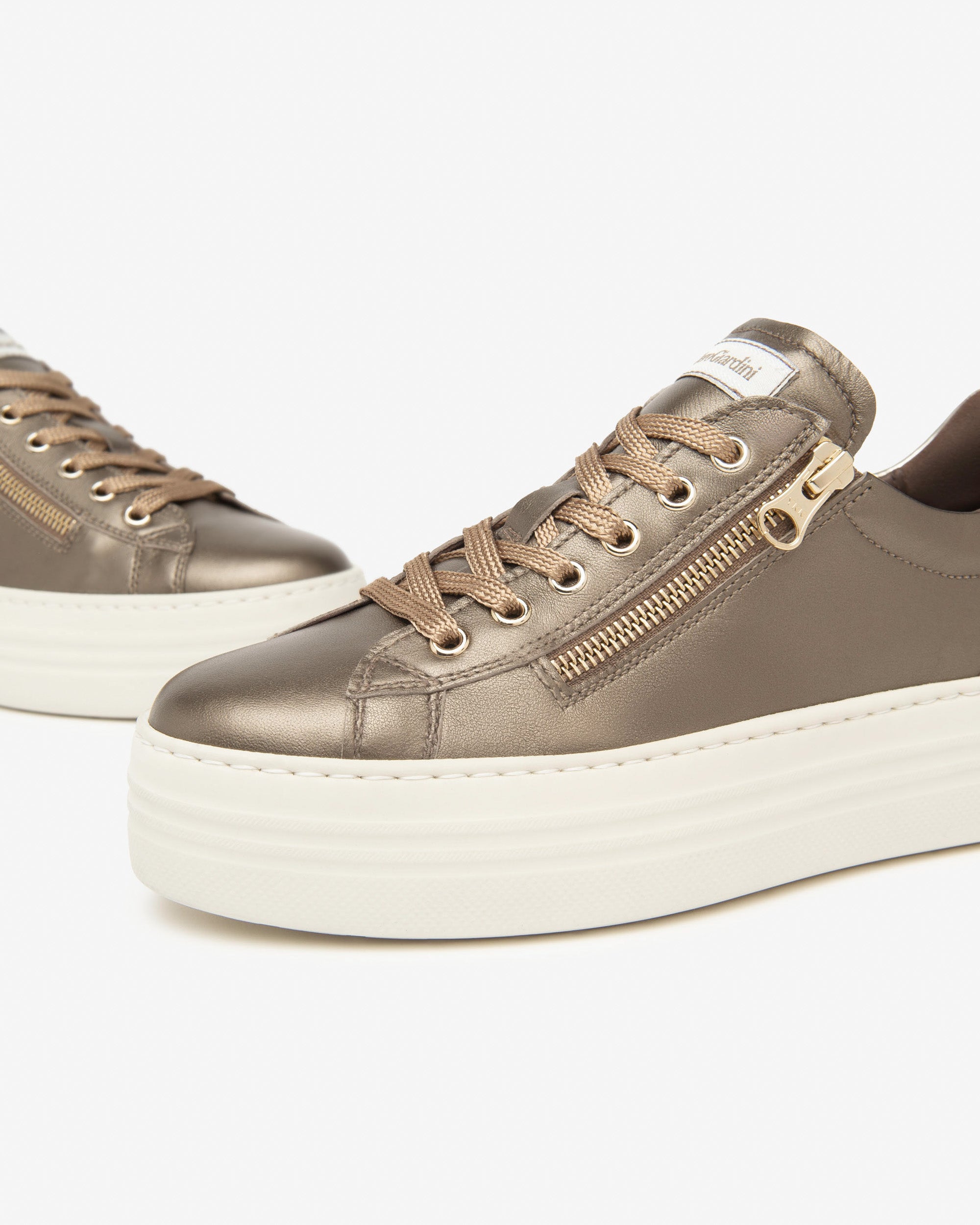  Damen-Sneaker aus Leder und Funktionsmaterial