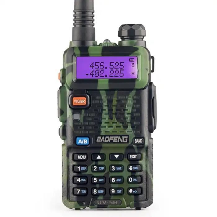 Radio walkie-talkie Baofeng UV-5R FM VHF/UHF con doble banda, pantalla, modo de espera y reloj incorporado (auriculares incluidos, camuflaje).