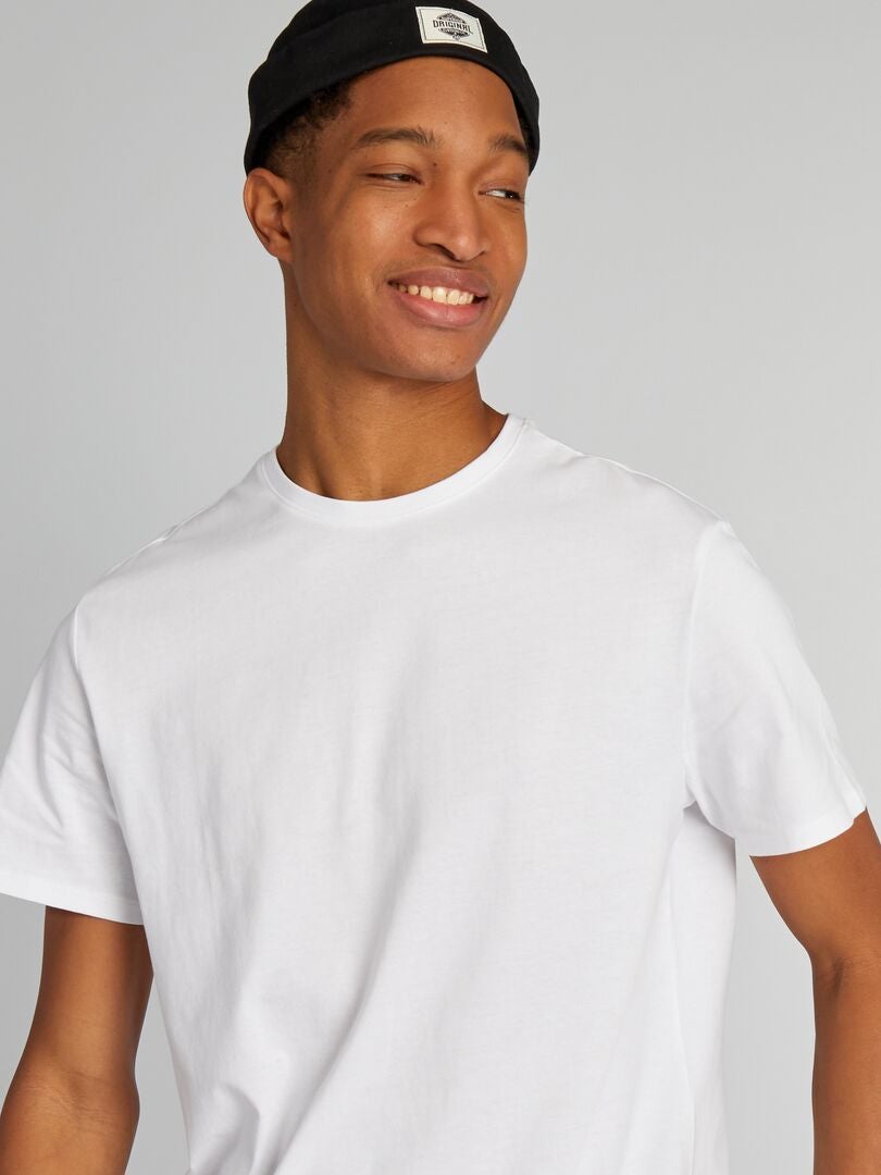 Camiseta 100% algodão +190cm - branca