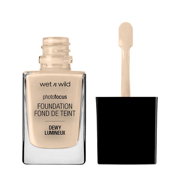 Foundation Photo Focus Dewy