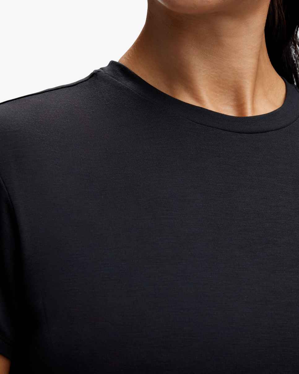 HOKA HOKA Essential T-shirt Zwart