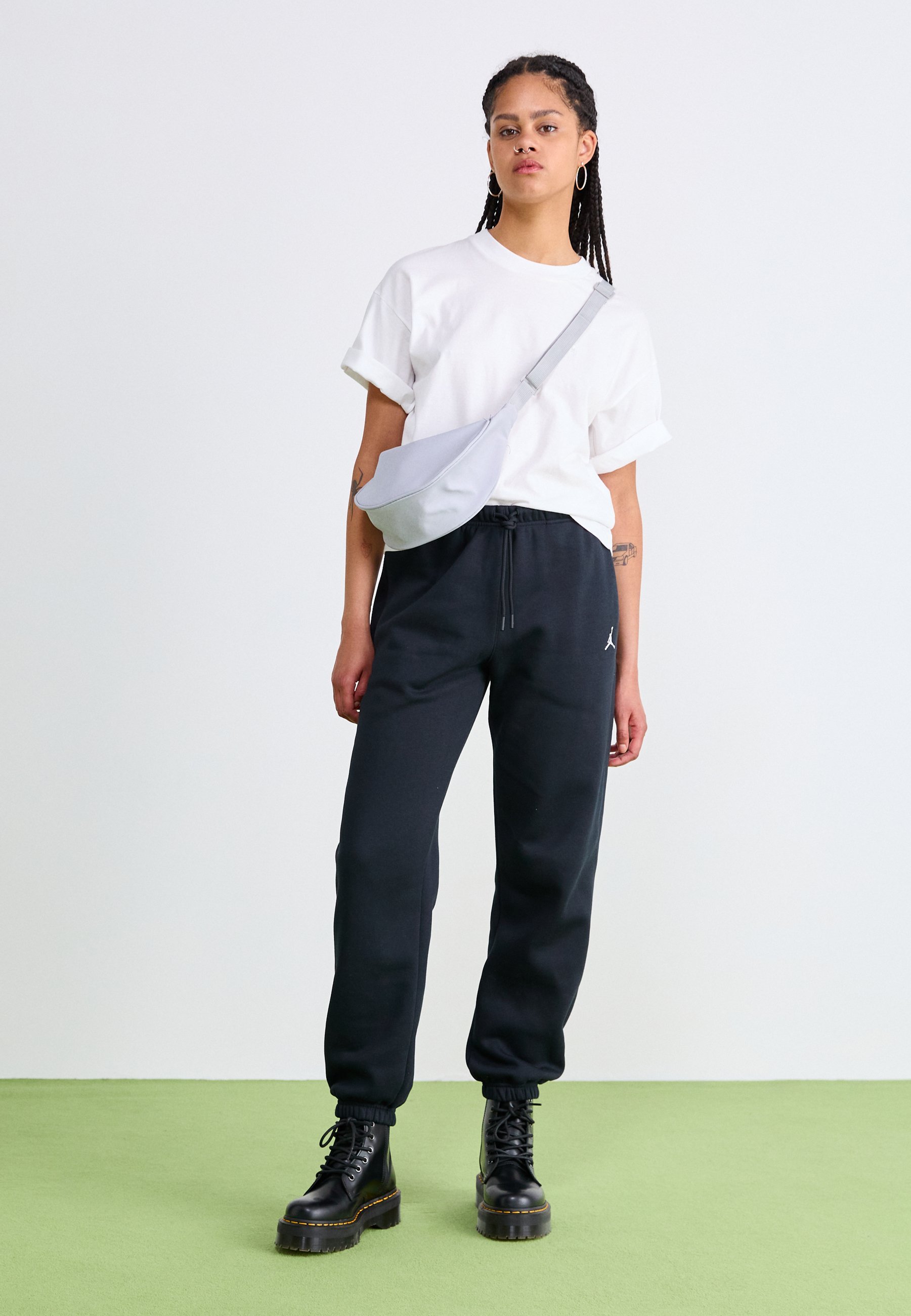 Jordan JORDAN BROOKLYN FLEECE - Pantaloni della tuta - nero/bianco