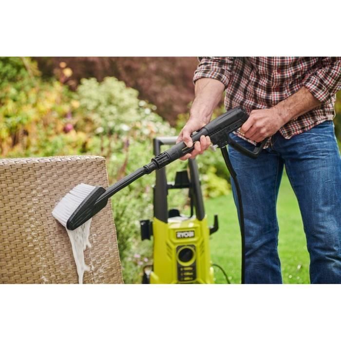RYOBI - Nettoyeur haute pression 1600 W 130 bars - 420 L - flexible 5m, réservoir 0,9L + lances vario & turbo et brosse - RY130PWA