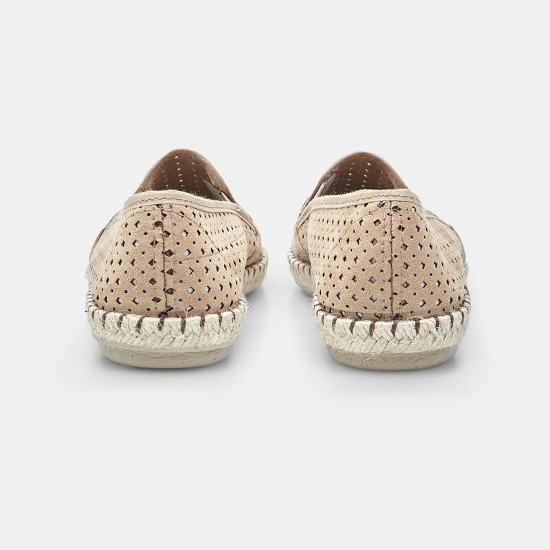 Letnie espadryle damskie BATA ze sznurkiem