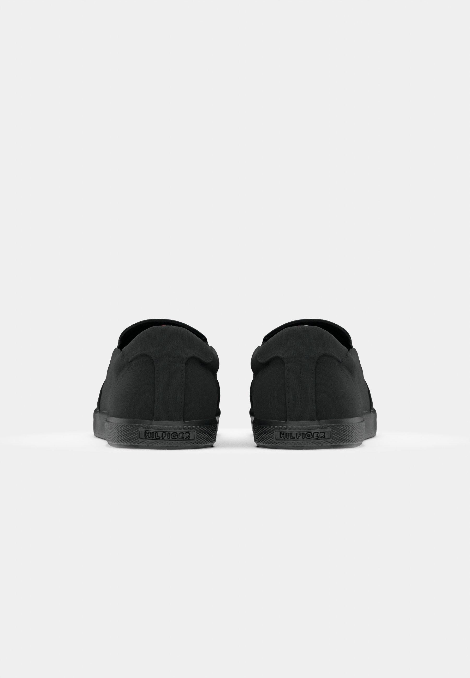 Tommy Hilfiger ICONIC - Sneakers - volledig zwart