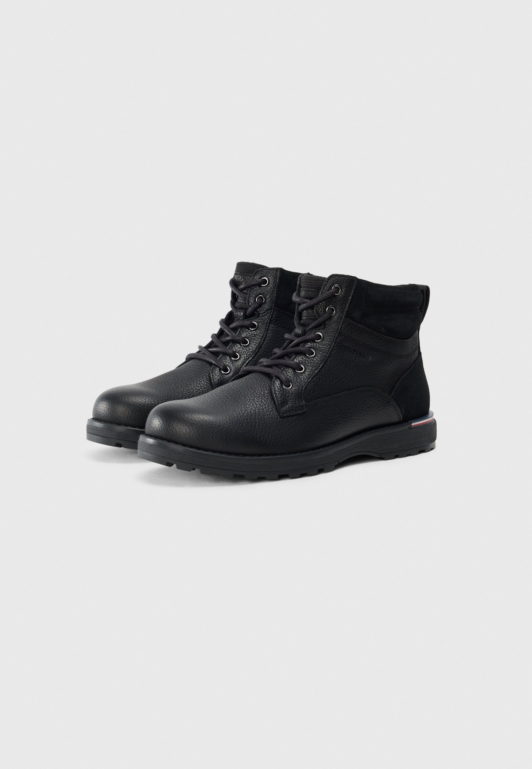 Tommy Hilfiger veterlaarsjes - zwart