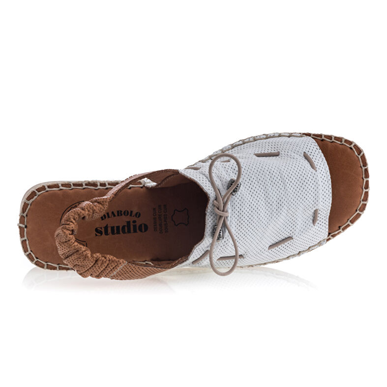 Sandali bianchi da donna / Scarpe aperte in punta