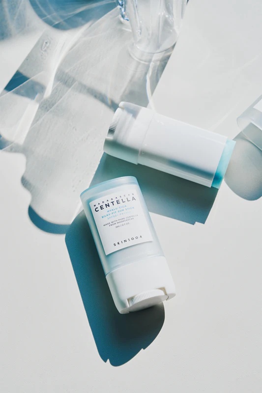 SKIN1004 Madagaskar Centella Hyalu-Cica Silky-Fit Sun Stick zaščitni in vlažilni stick SPF 50+