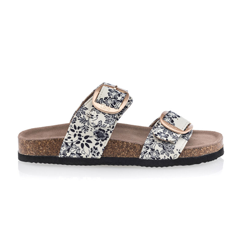 Sandalias beige / Zapatos abiertos para niñas