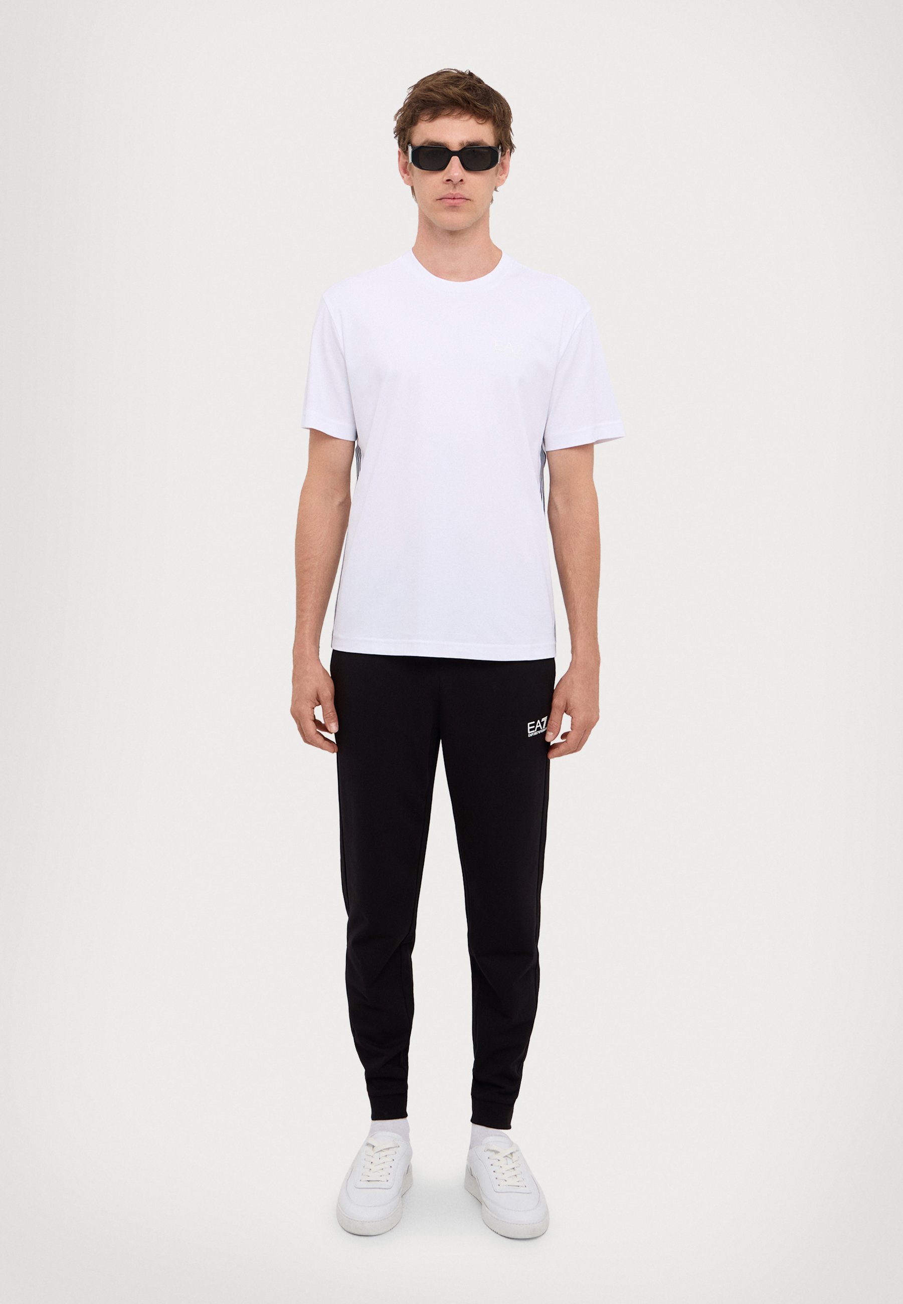 EA7 Emporio Armani TRAIN CORE PANTS - Pantaloni da tuta - neri