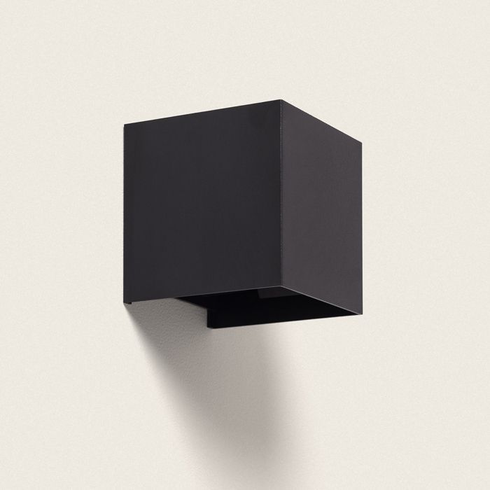 Applique da esterno a LED Berhus da 6W, colore nero, per montaggio a superficie, in alluminio.