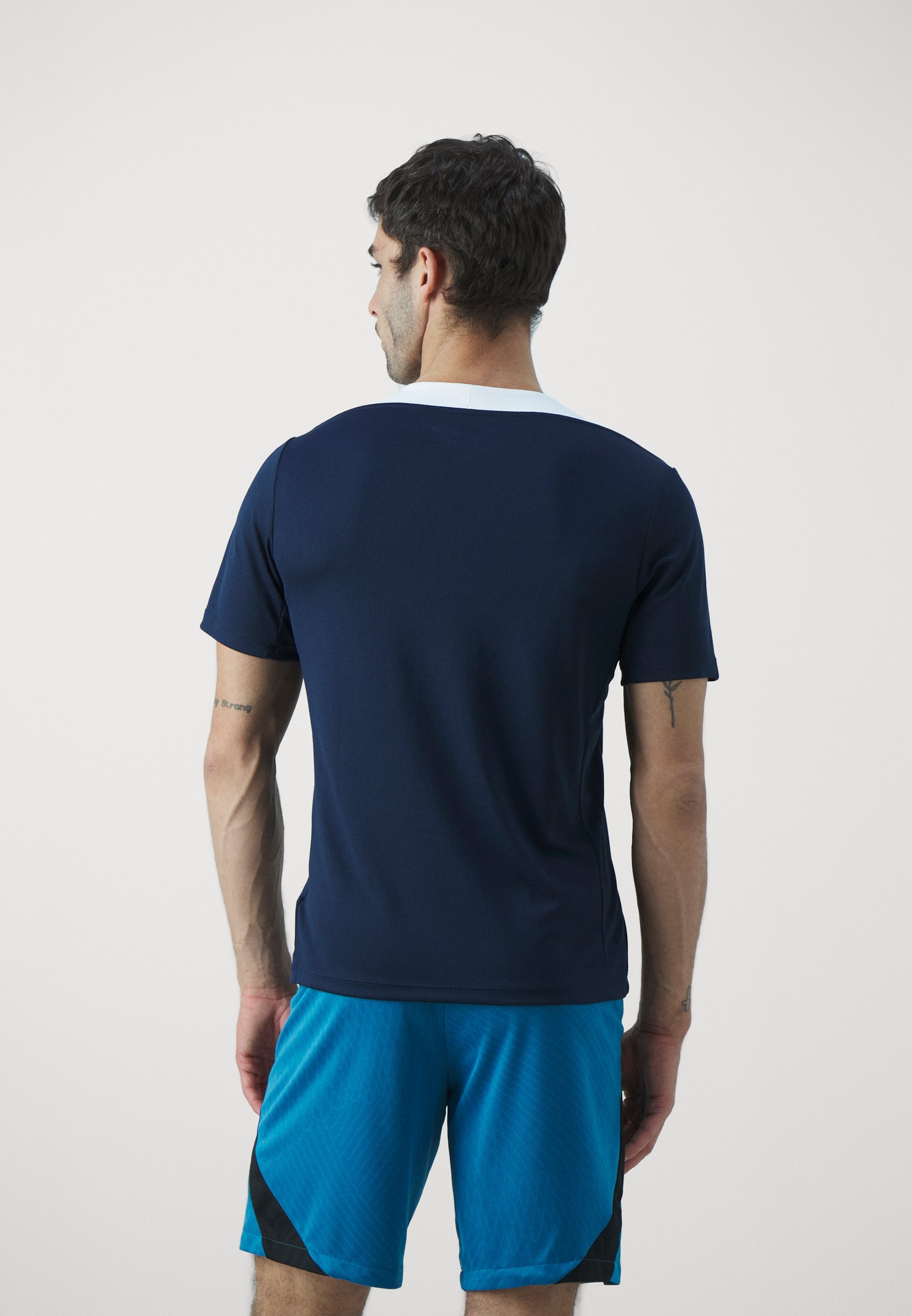 Nike Performance STRIKE TOP - T-shirt sportiva - ossidiana/bianco