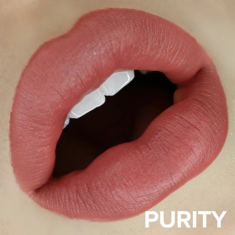 Nudestix Intense Matte universāls lūpu un vaigu zīmulis