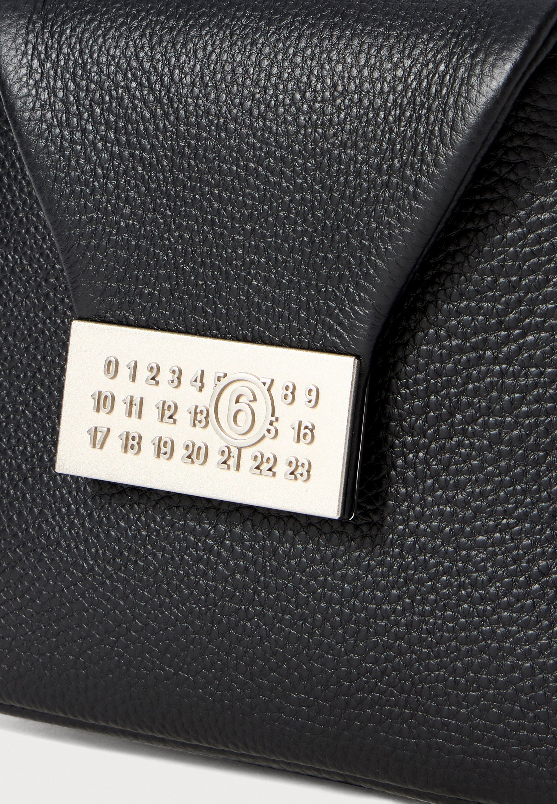 MM6 Maison Margiela NUMERIC CROSSBODY UNISEX - Rankinė per petį - juoda