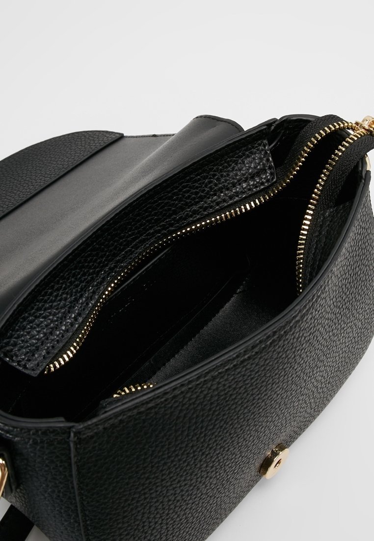Valentino Bags Geantă crossbody - neagră