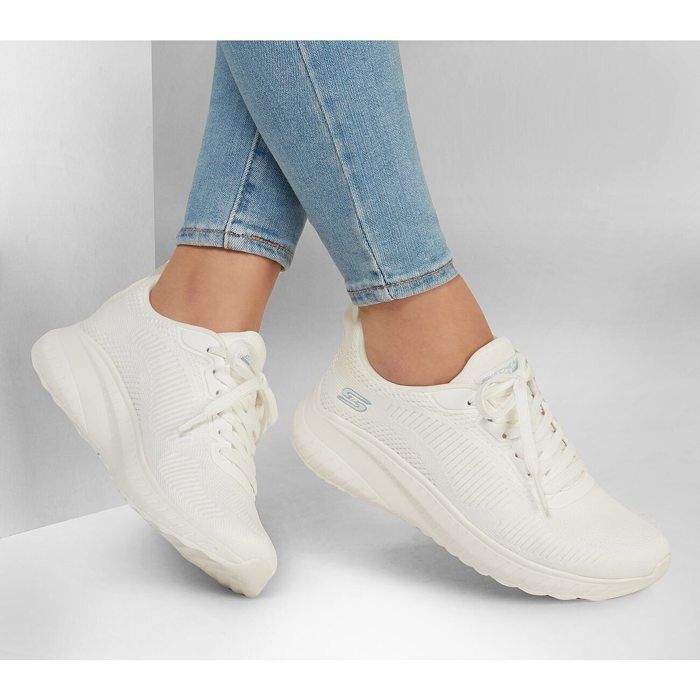 Scarpe da corsa da donna - Skechers Bobs Sport Squad Chaos - Bianco - Strada
