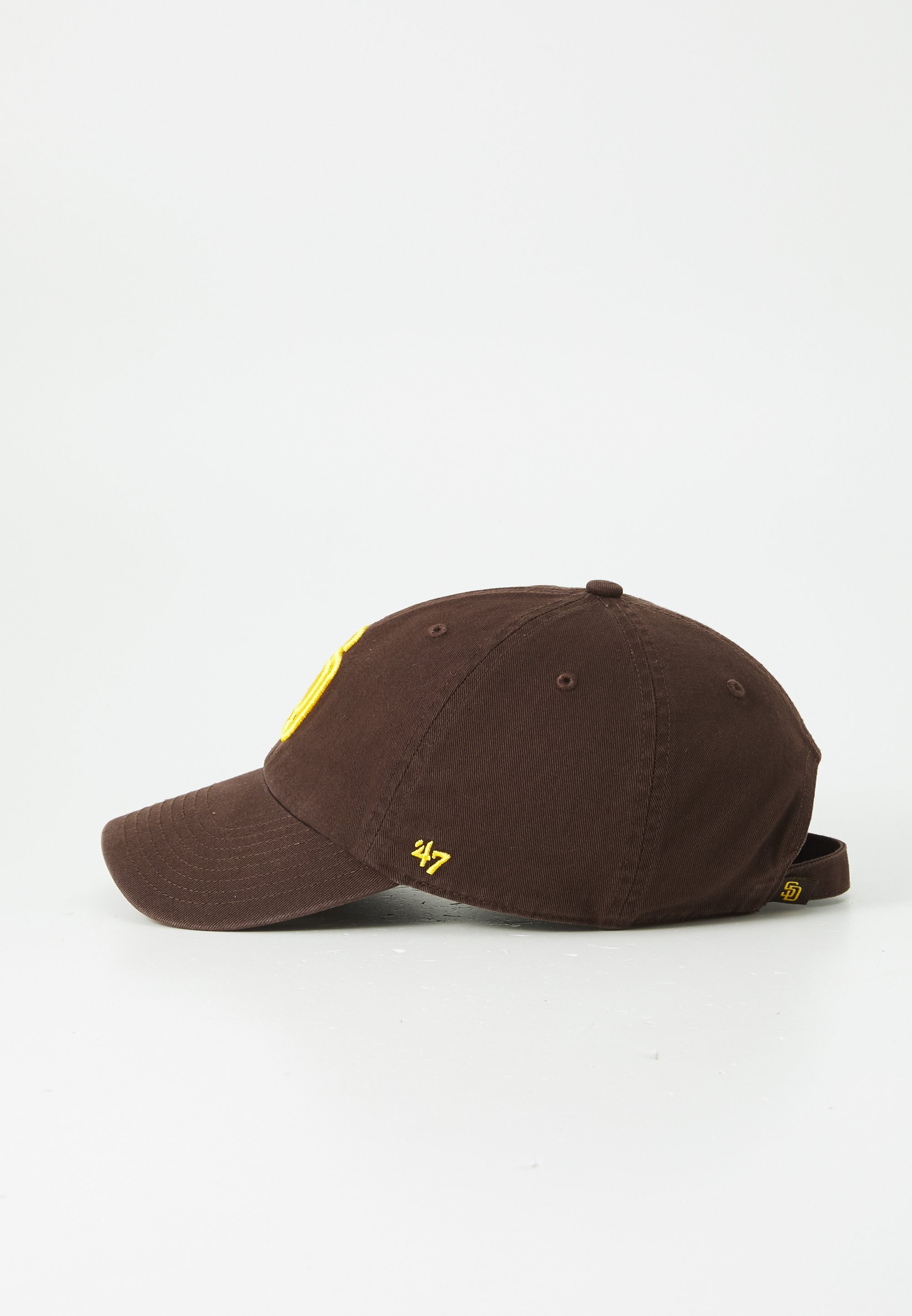 '47 Caps
