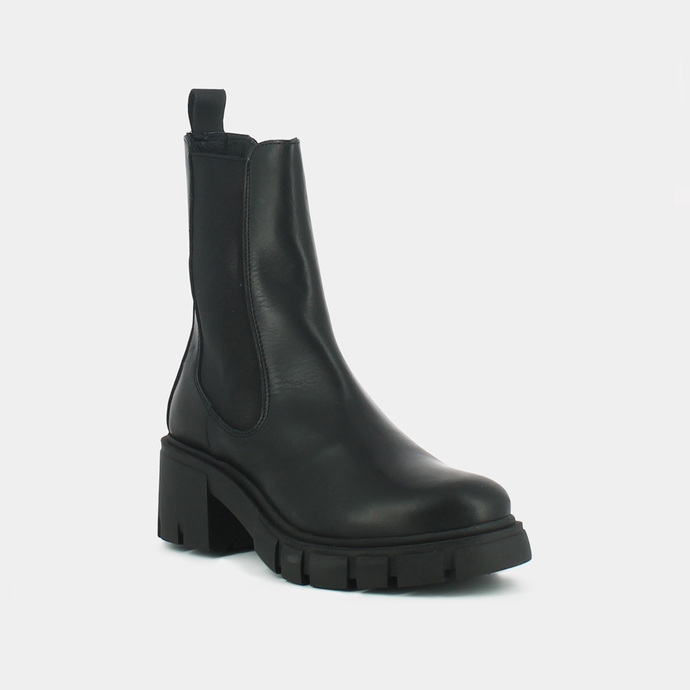 Bottines à talons et semelles crantées  en cuir noir