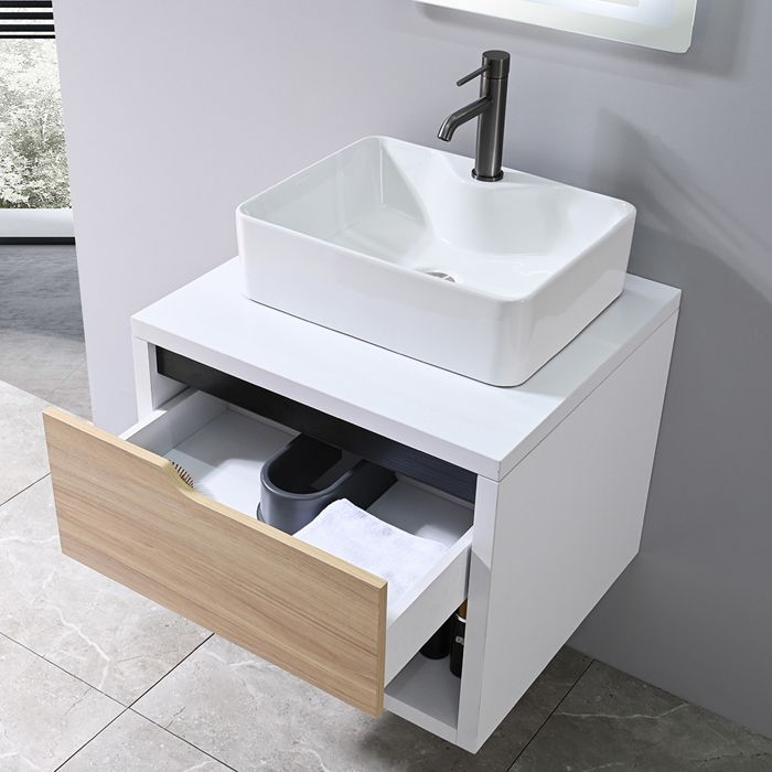 Badkamermeubel met enkele wastafel, 60 cm breed, hout en wit, met LED-spiegel LB-8153-60 LuxuryBain-