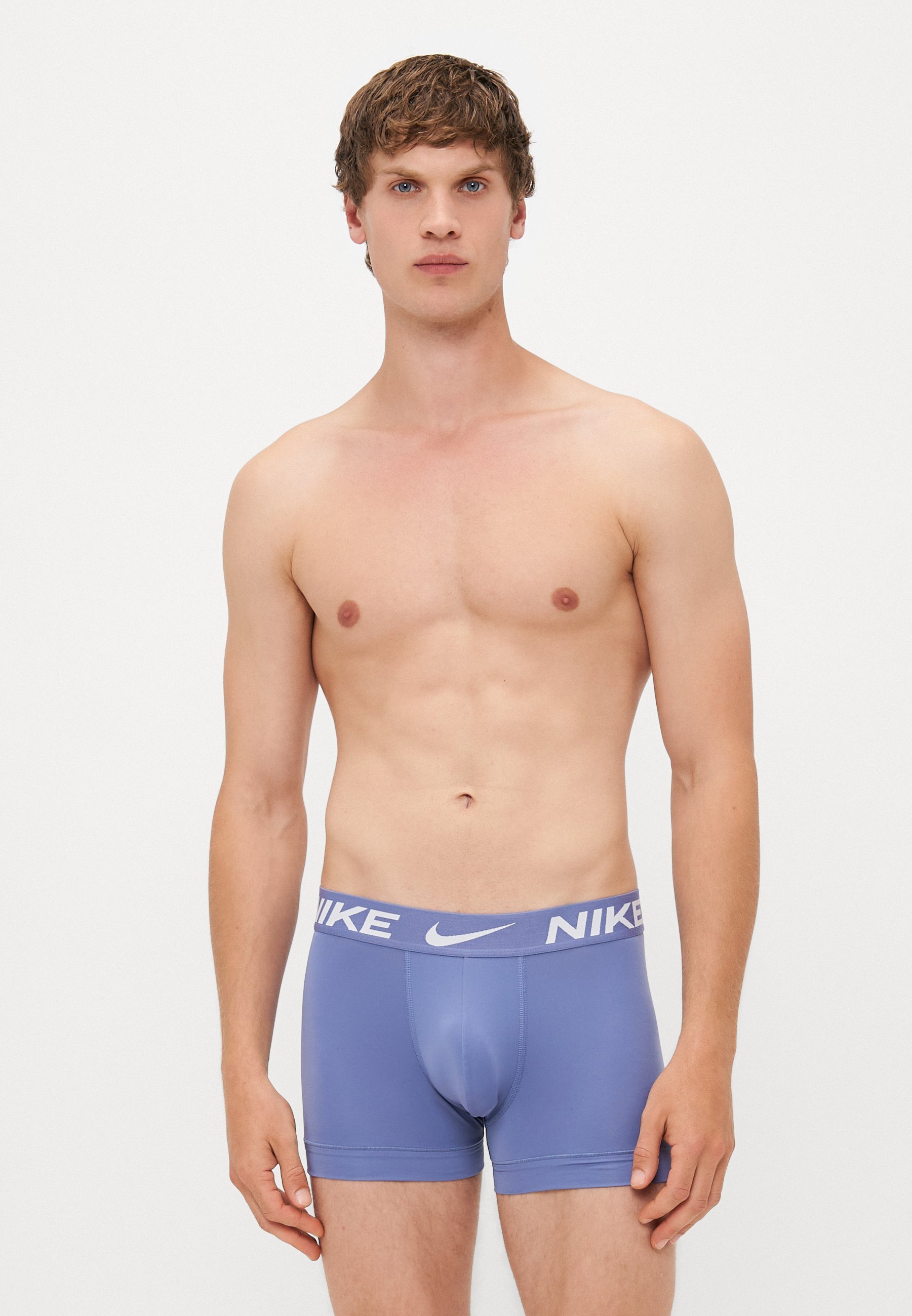 Nike Underwear ESSENTIAL TRUNK 3 PACK - Bokserki - world indigo/uni red/dark team red