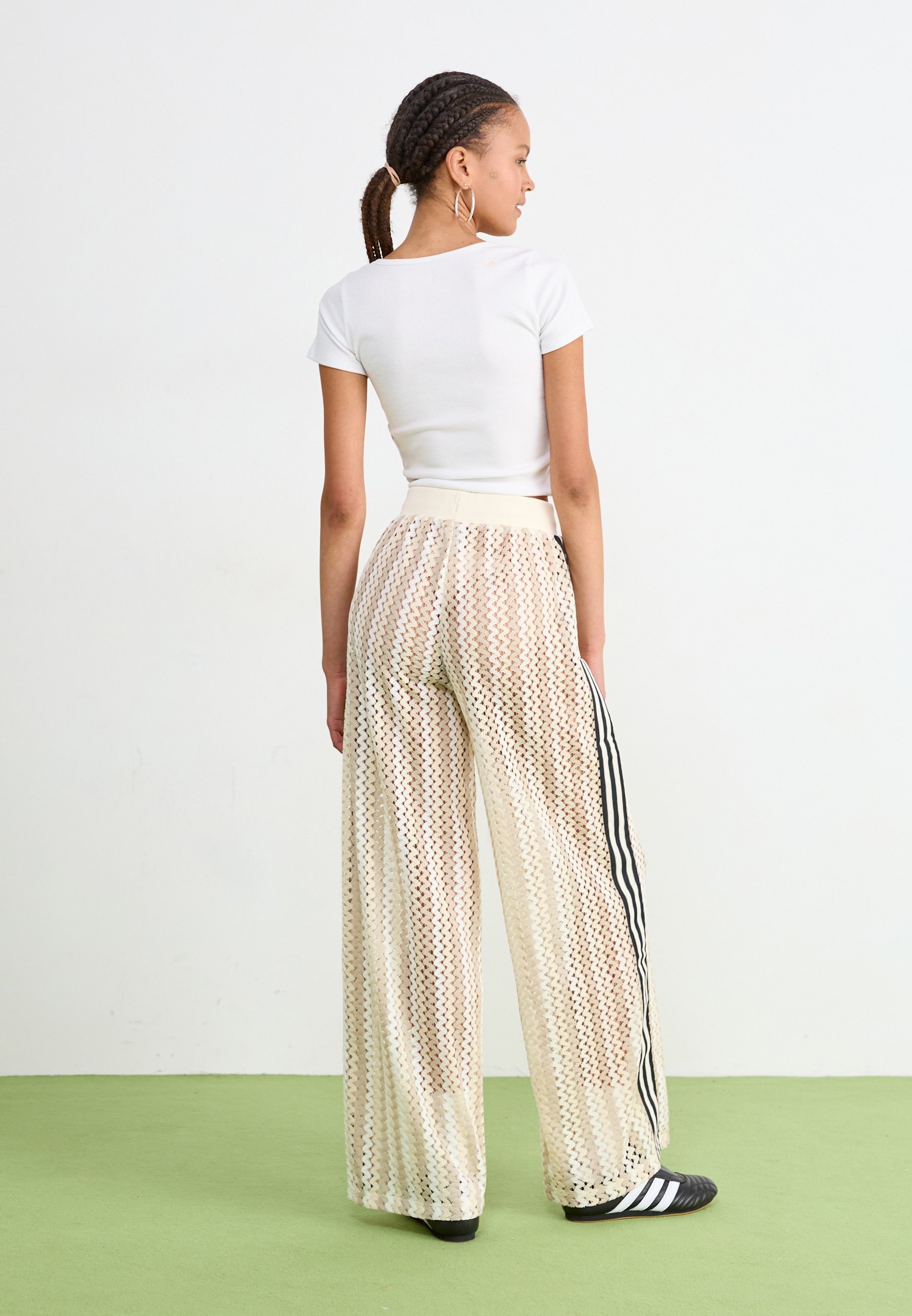 adidas Originals TRACKPANT - Trainingsbroek - wit