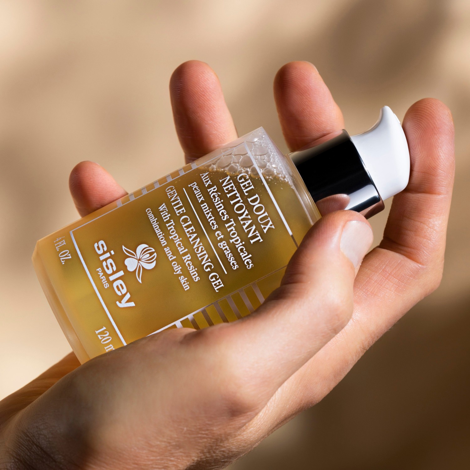 Sisley Tropical Water nježni gel za čišćenje s tropskim smolama - 120 ml