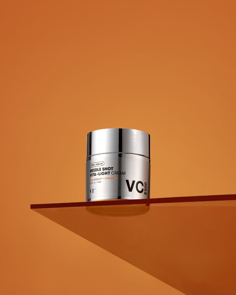 VT Cosmetics REEDLE SHOT VITA-LIGHT