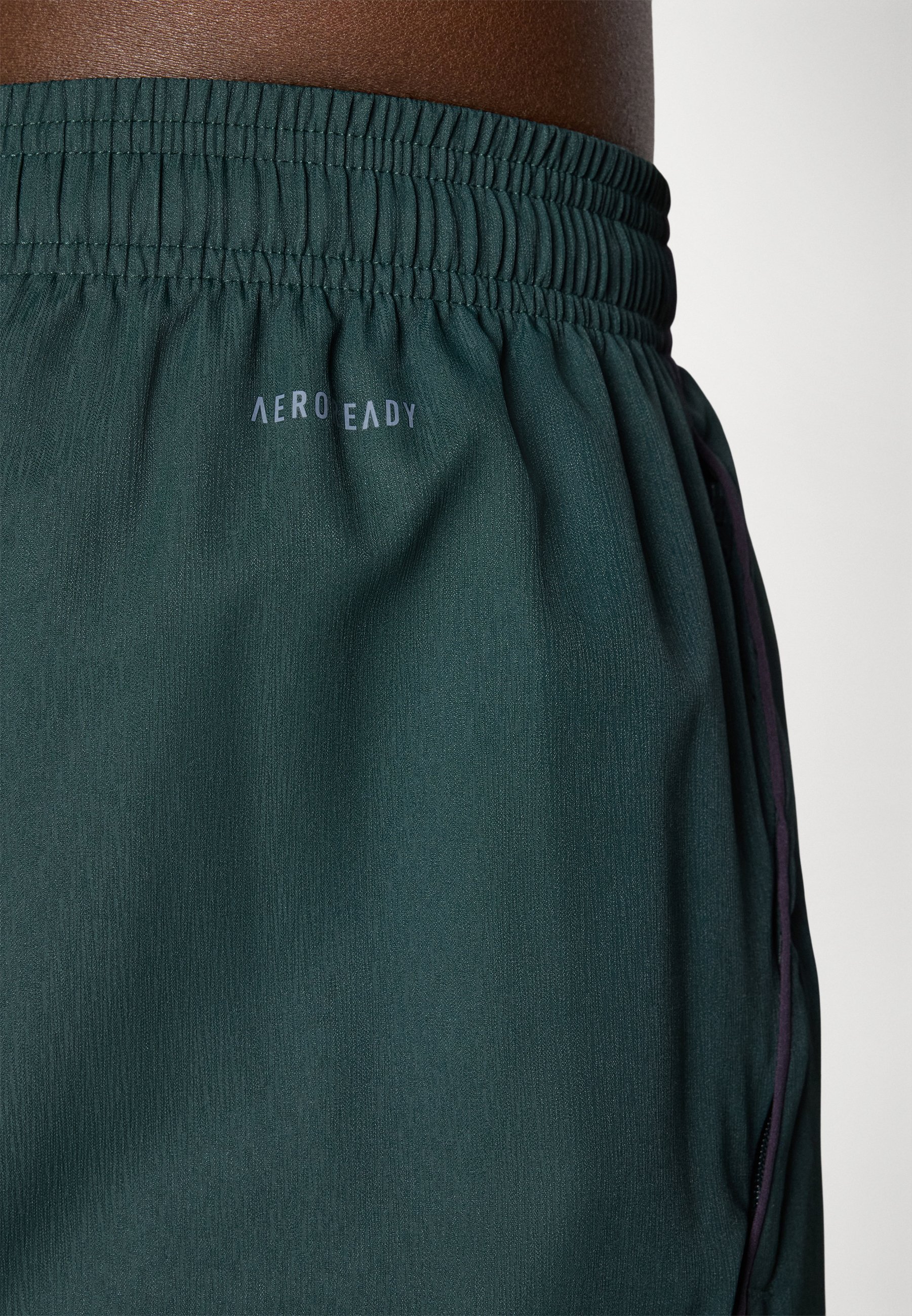 Pantalon adidas Performance JUVENTUS - Tenue de club - Vert anthracite