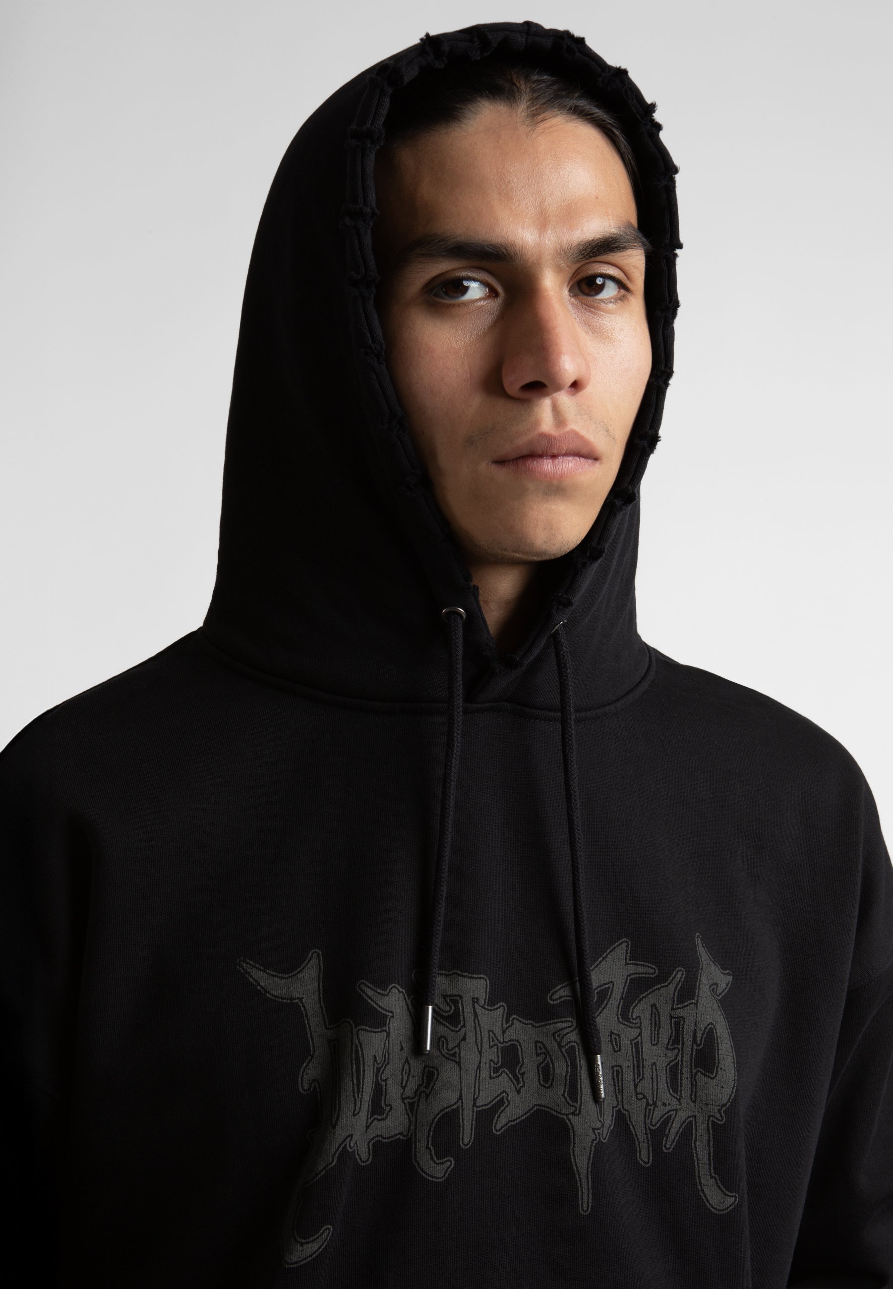 Verschwendete Pariser Sweatshirts